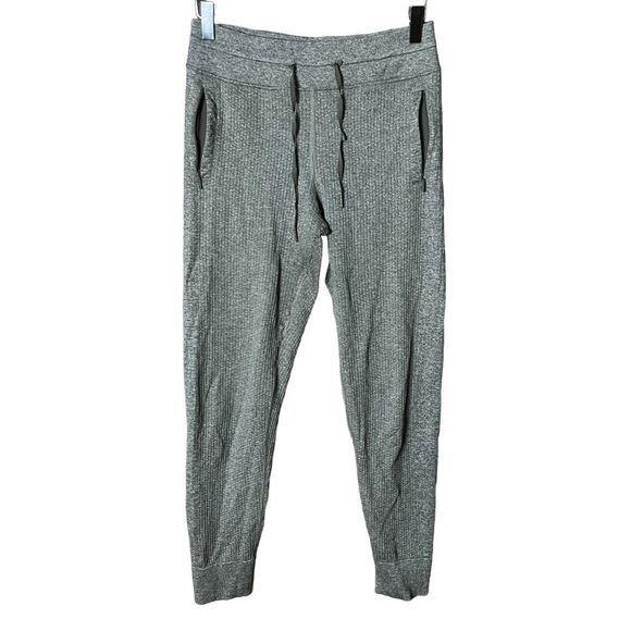 Lululemon Engineered Warmth Jogger Womens 4 - Picture 3 of 8